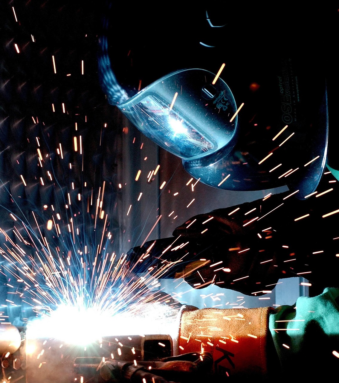 Choosing Welding Cobots To Revolutionize Your Manufacturing Process
