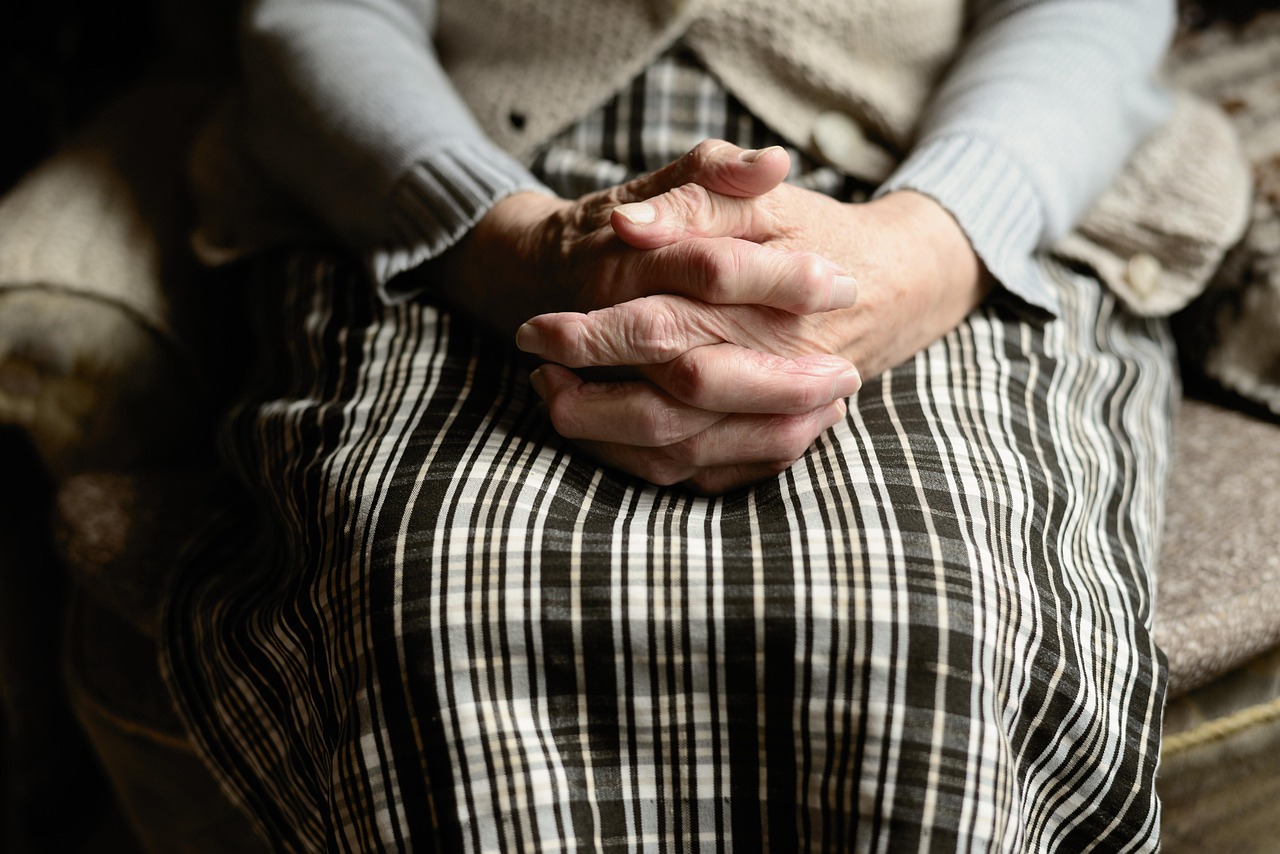 How Seniors Can Earn More Interest with the Right Savings Plan